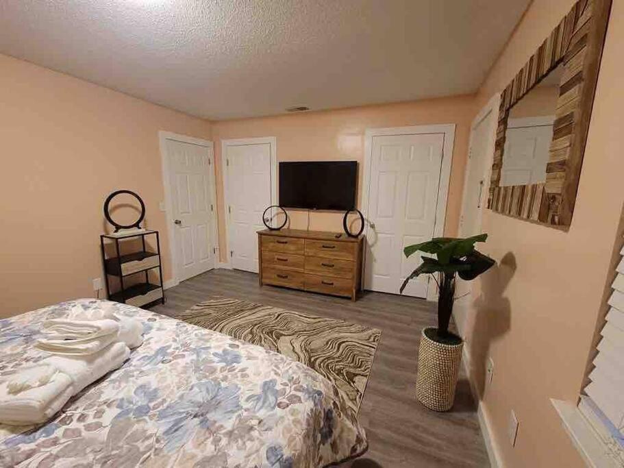 Elegant 2-Bedroom Pet-Friendly Villa W 2 Parking Spaces Хилтон-Хед-Айленд Экстерьер фото