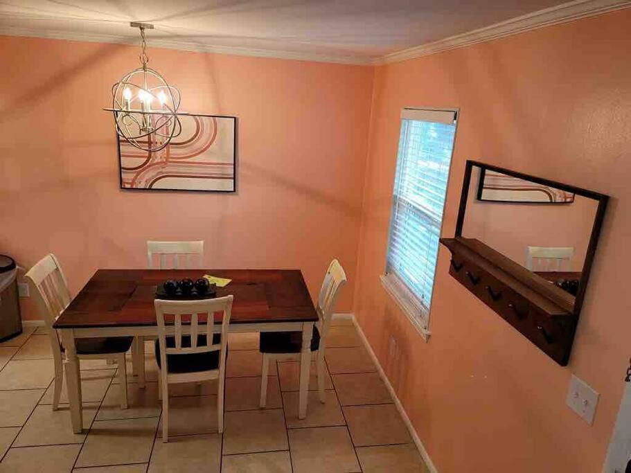Elegant 2-Bedroom Pet-Friendly Villa W 2 Parking Spaces Хилтон-Хед-Айленд Экстерьер фото