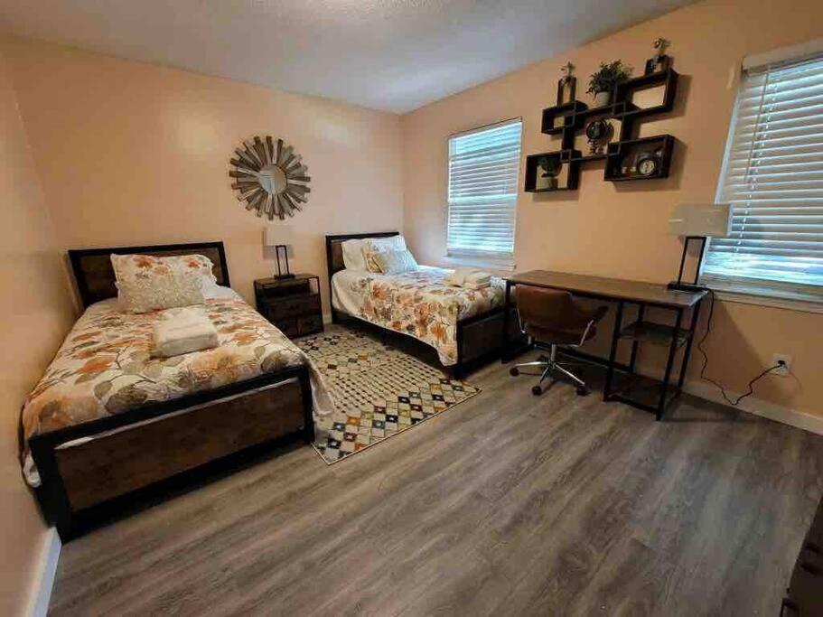 Elegant 2-Bedroom Pet-Friendly Villa W 2 Parking Spaces Хилтон-Хед-Айленд Экстерьер фото