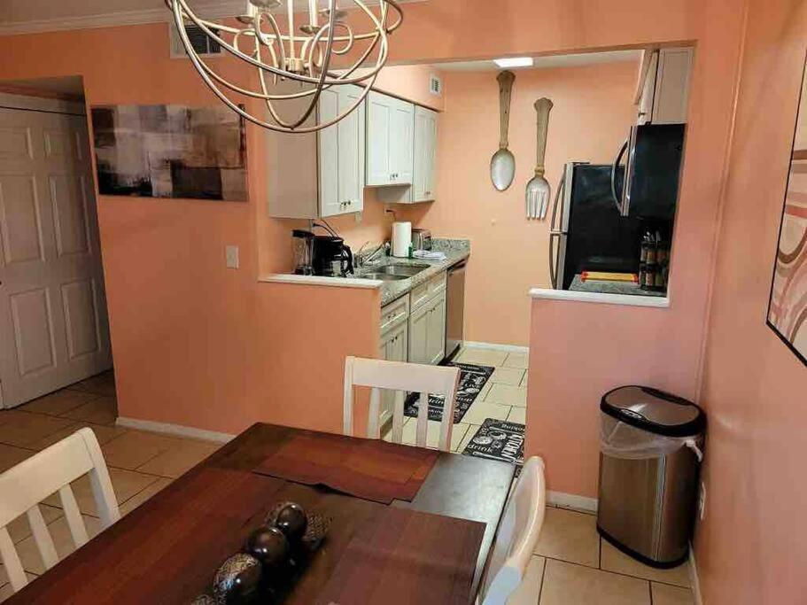 Elegant 2-Bedroom Pet-Friendly Villa W 2 Parking Spaces Хилтон-Хед-Айленд Экстерьер фото